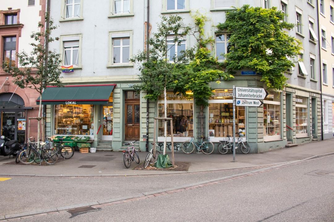 Foto%20von%20beiden%20L%C3%A4den%20von%20aussen